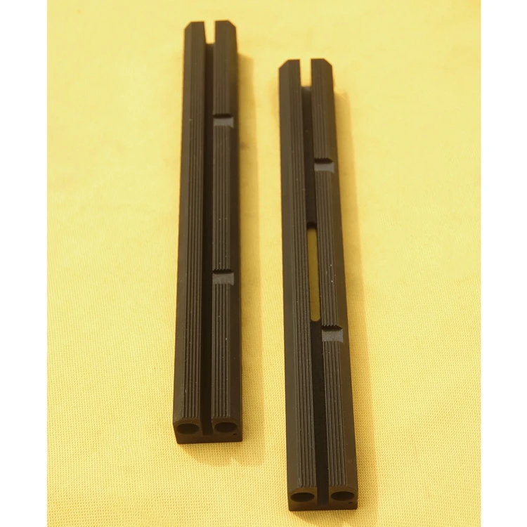 Упаковочная машина с возвратно-поступательными зажимами