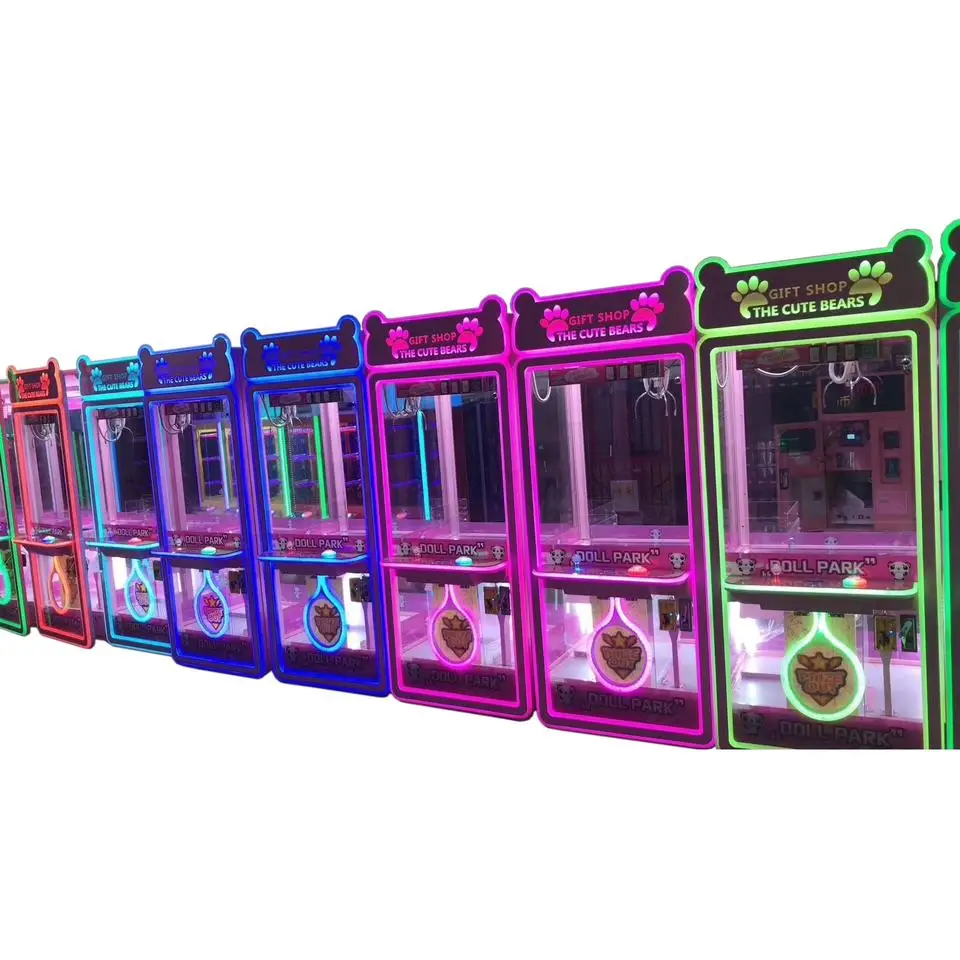 Hot Selling Amusement Toy Machine Game Machine Arcade Claw Game Machine Doll