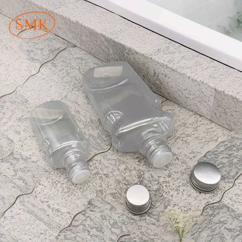 High Quality 65ml 330ml Mini Liquor Shape Flat PET Bottle 2oz 11oz Transparent Plastic Bottle With pump
