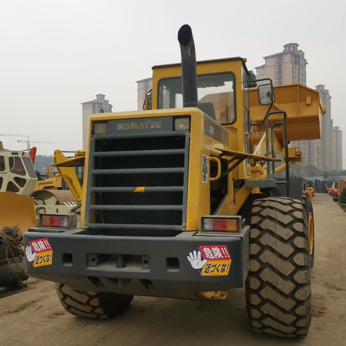Хорошее состояние строительная машина komatsu 16-тонный колесный погрузчик Komatsu WA380-3 б/у WA380
