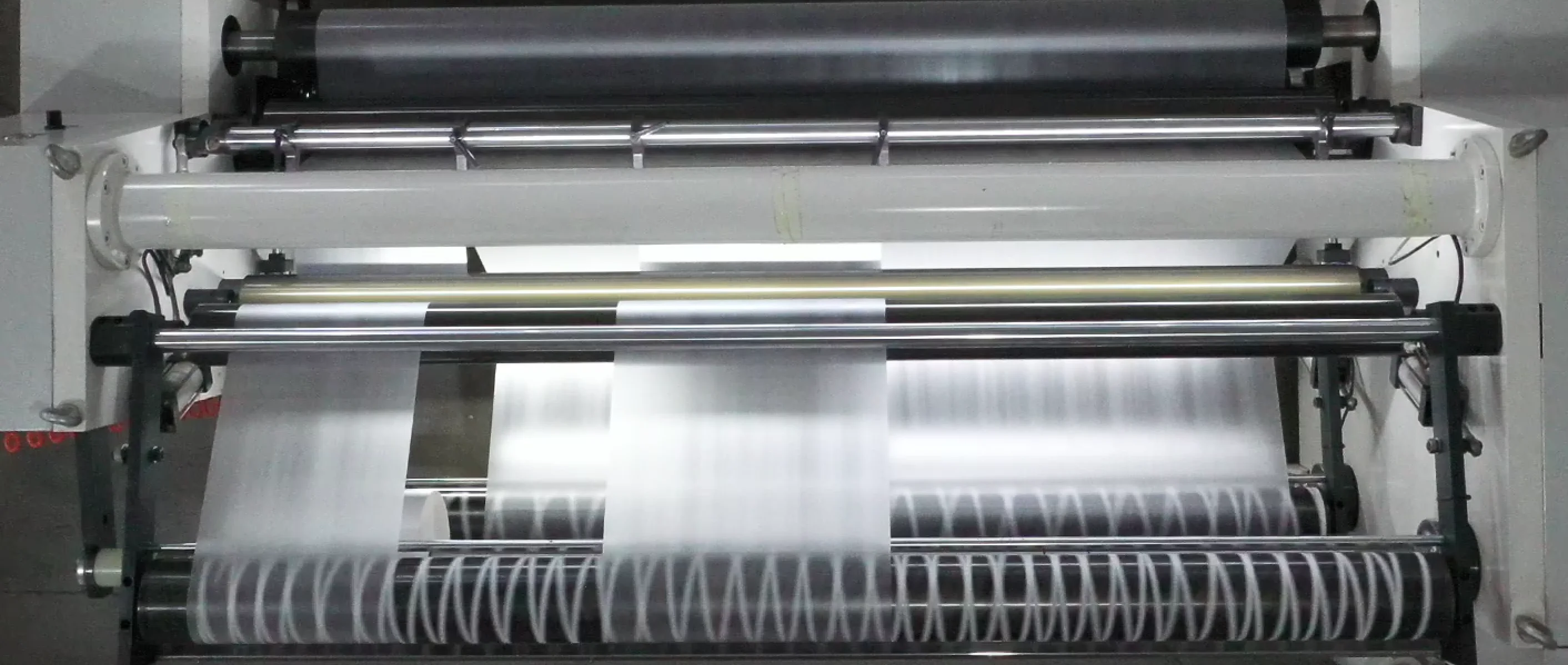 High Quality  PET Laminated Gloss BOPP Film Roll 10 Mil