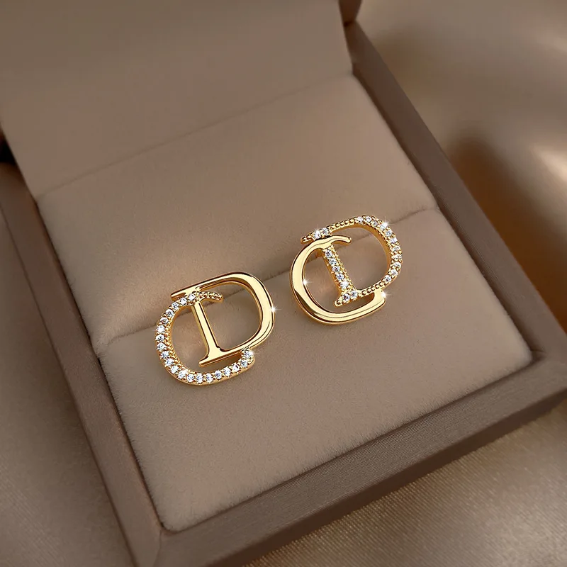 CD Earrings Luxury Jewelry Gold Plating Crystal Old English Letter Earring