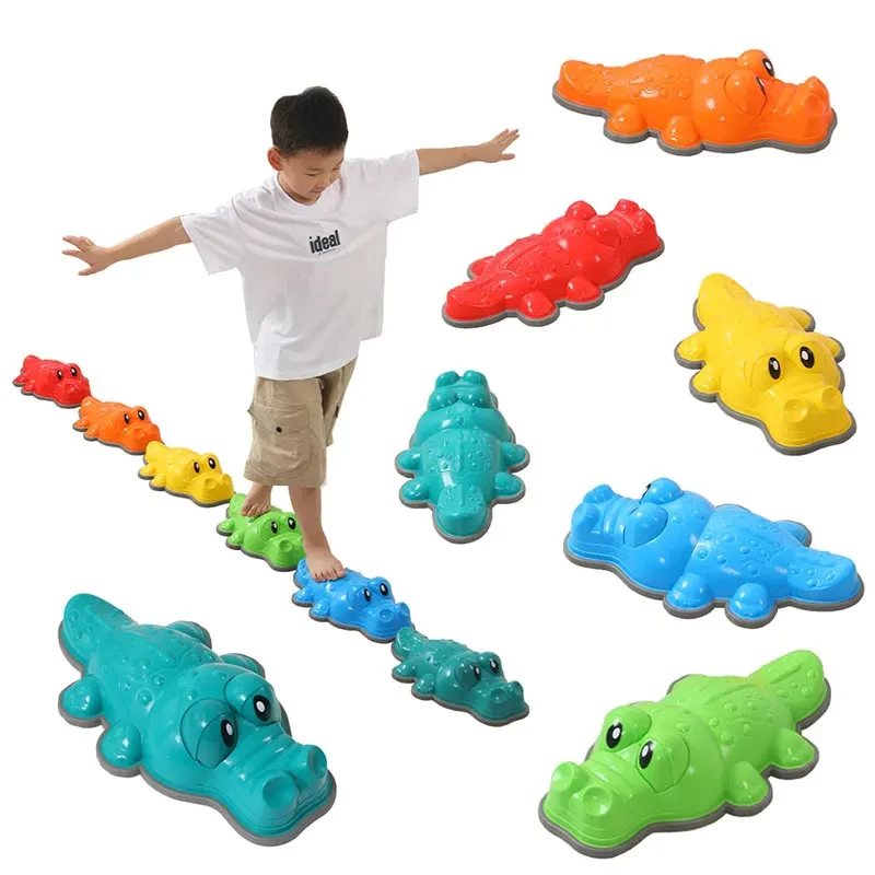 Игрушки из крокодилового камня