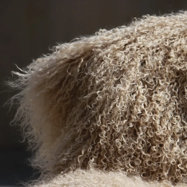 Mongolian fur (10).JPG