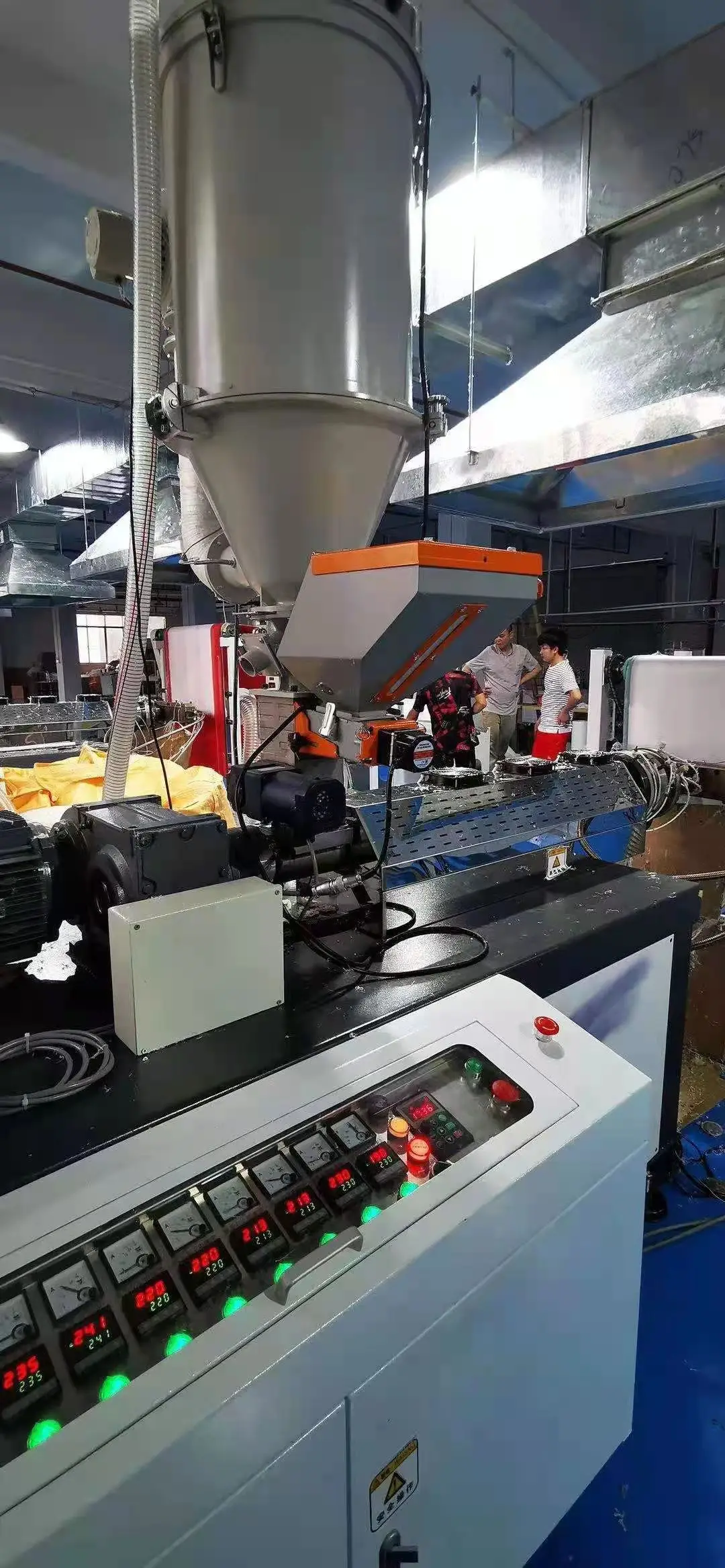 WOLTER 12mm screw color feeder,color doser feeder,color masterbatch machine