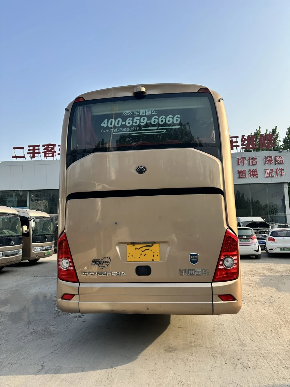 Highway long distance used passenger buses Yu tong 12m diesel 53 seats autobus double decker bus for sale