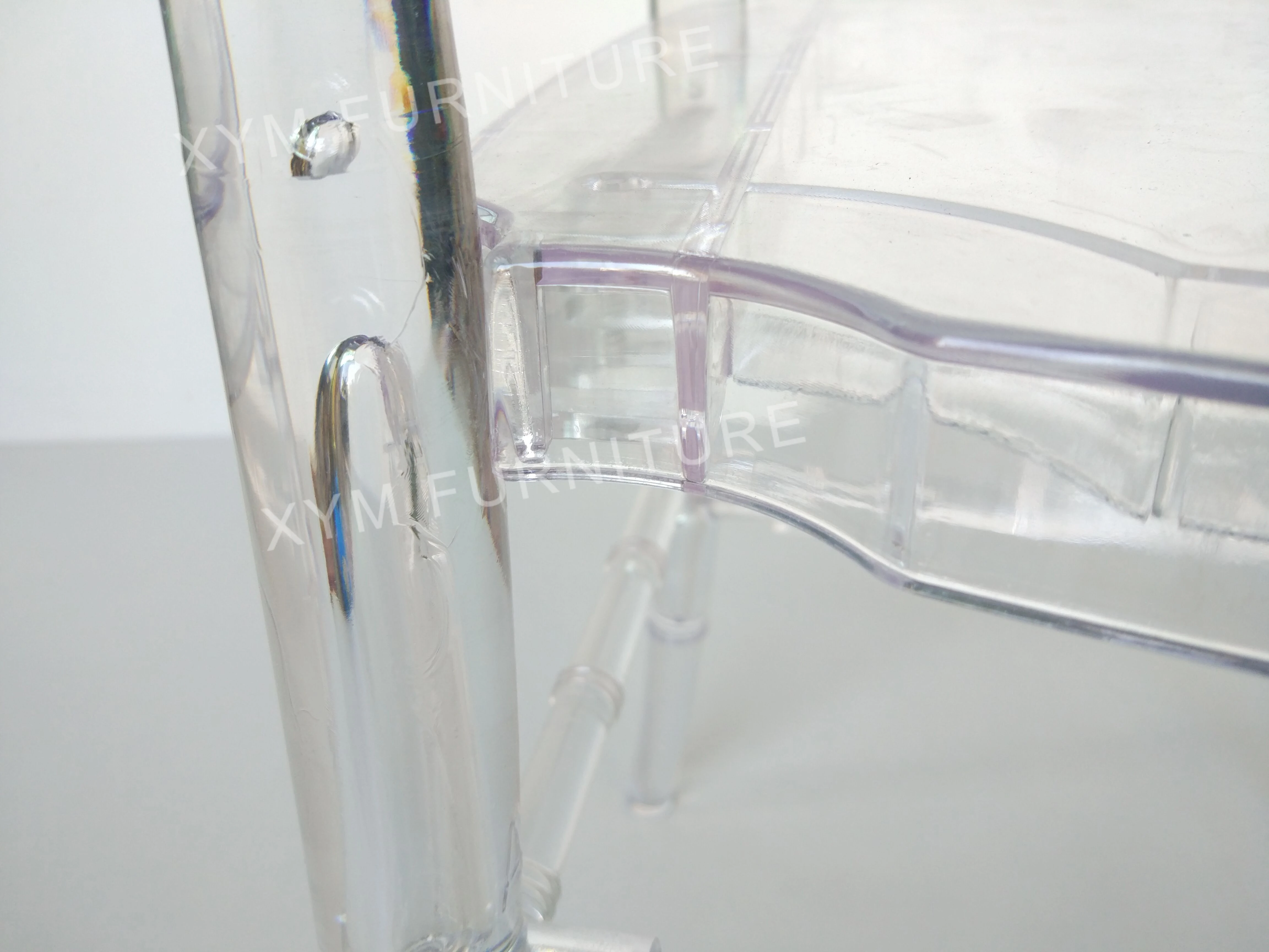 Дешевый простой дизайн прокатный прозрачный акриловый пластиковый свадебный стул Наполеона с кристаллами