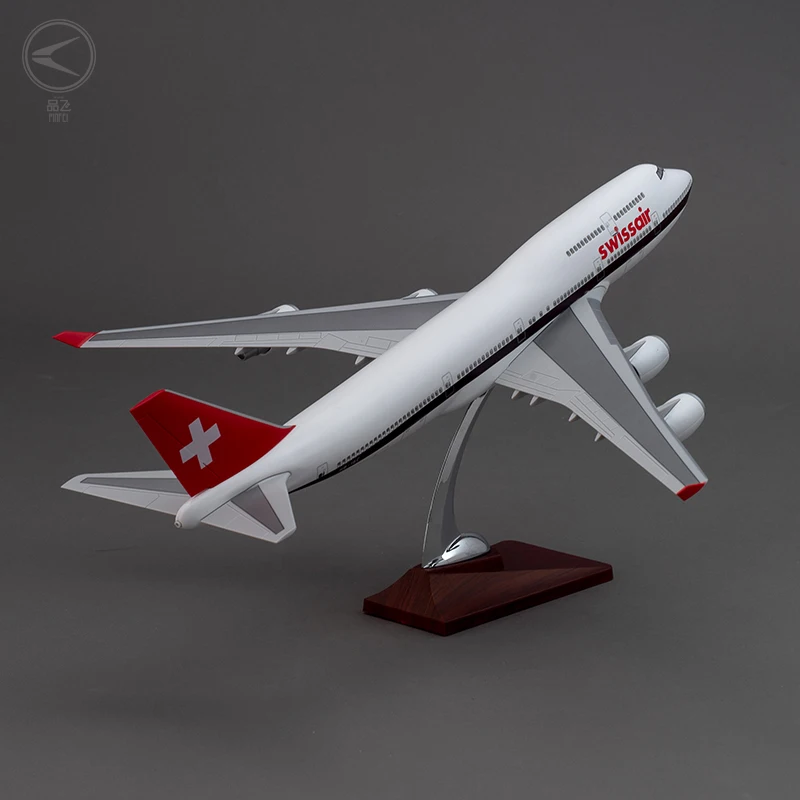 Декор для дома модель самолета Boeing747-400 швейцарских авиалиний размер 1/150 47 см пластиковые морские деловые подарочные ПК/АБС