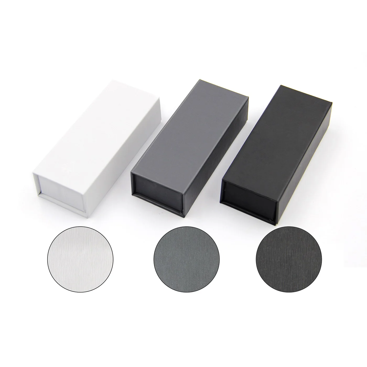 China Custom Logo 2mm thickness handmade Paper Box Packaging Luxury Magnetic Gift Boxes With EVA Foam Insert