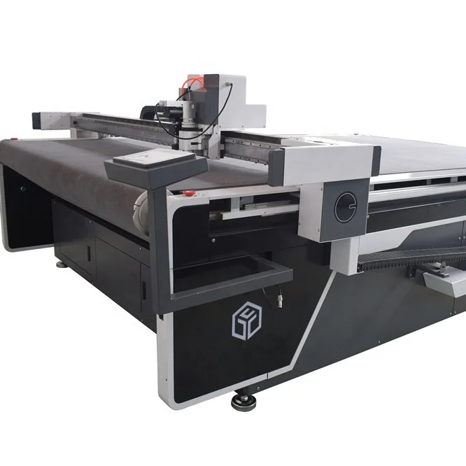 Yuchon CNC Digital Oscillating Knife Cutting Machine Flatbed Table Cutter for Cloth Fabric textile