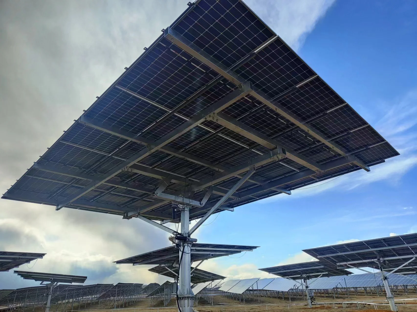 Customization Dual  Axis Solar Tracking System 3KW 5KW 8KW Solar Tracking System Dual Axis