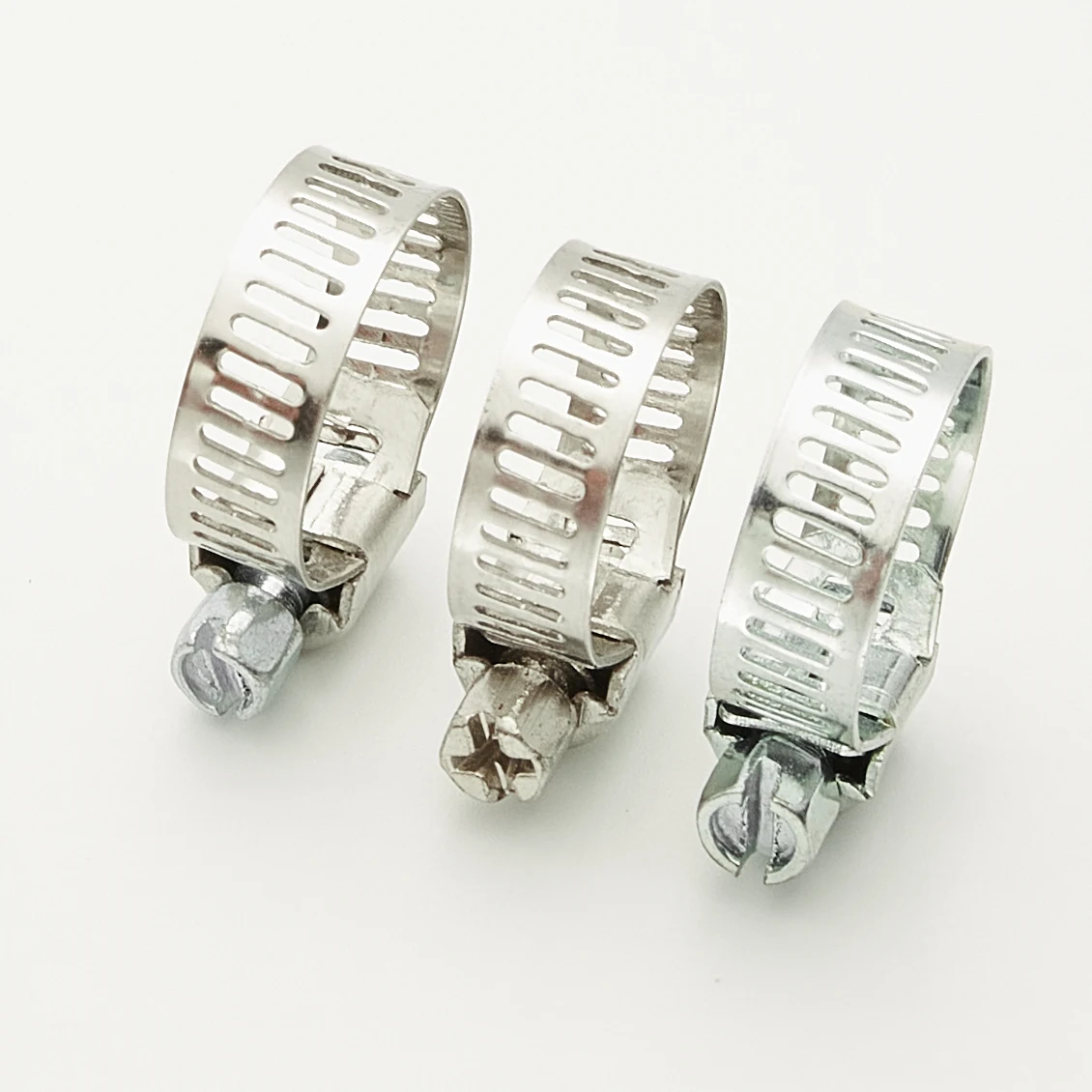 Factory direct sales Large Diameter zinc plated American Type Hose Clamp  for pipe