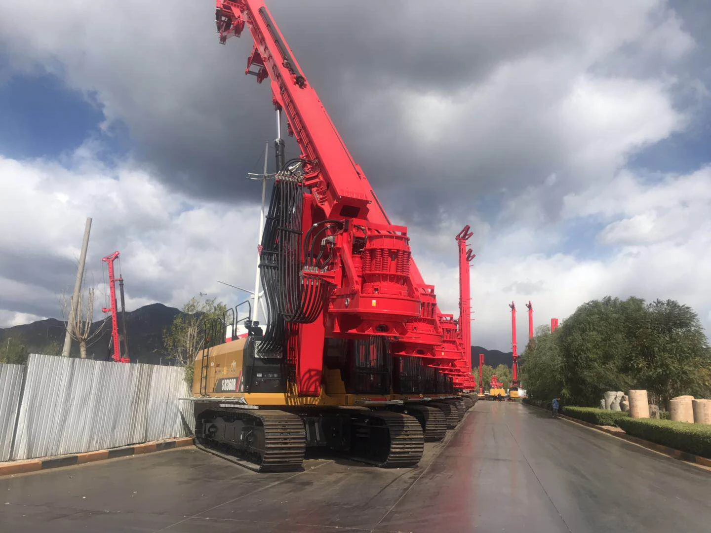 112 ton 2500mm Pile Diameter SR315-S Piling Machine Crawler Rotary Drilling Rig with High Quality