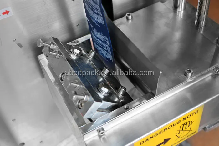 Automatic Vertical Film Bag Water Sachet Filling And Sealing Machine Stick Sachet Filling Machine Liquid Honey Packing Machine