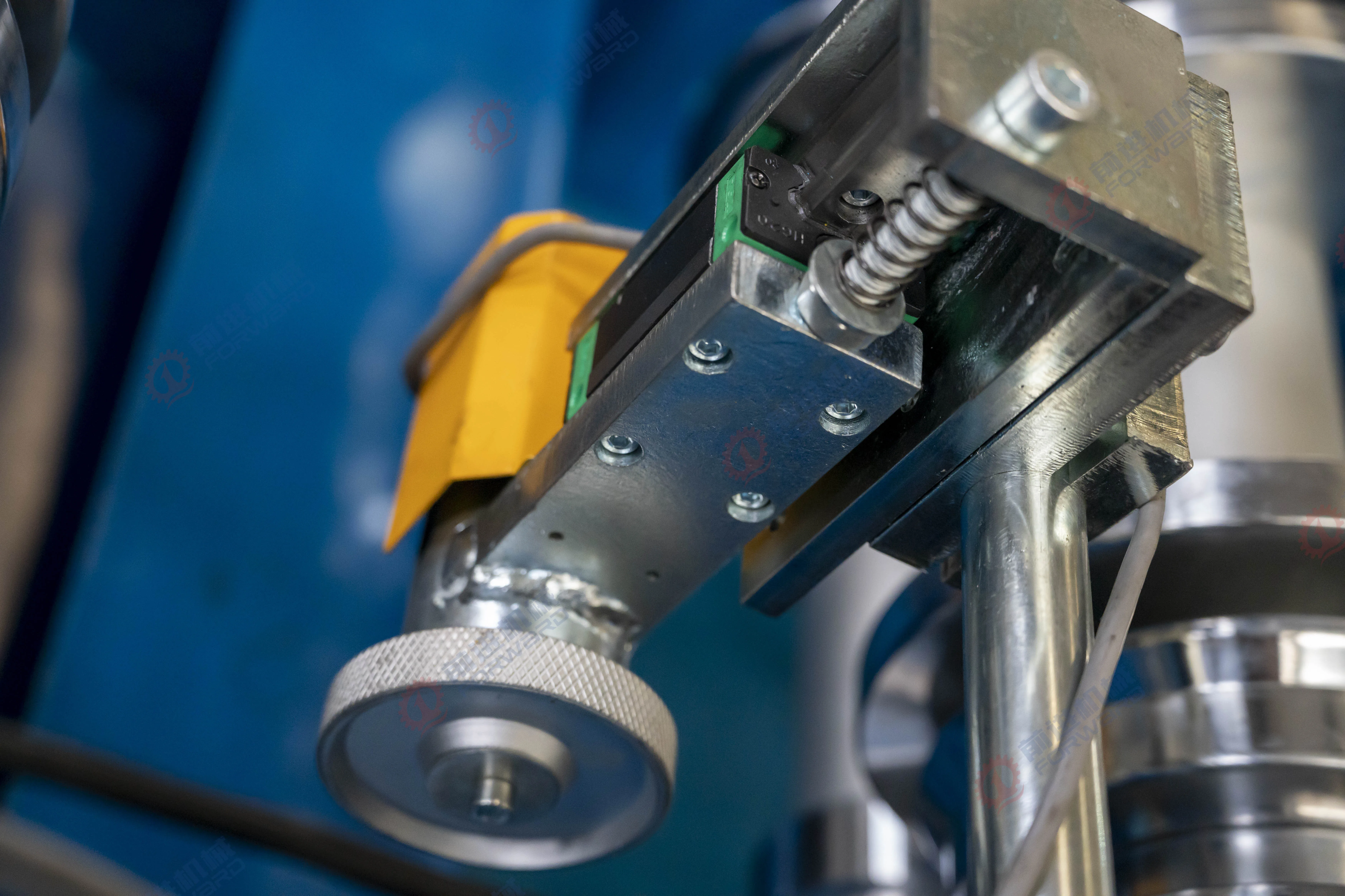 FORWARD Unmatched Quality and Performance Standing Seam Roll Forming Machines