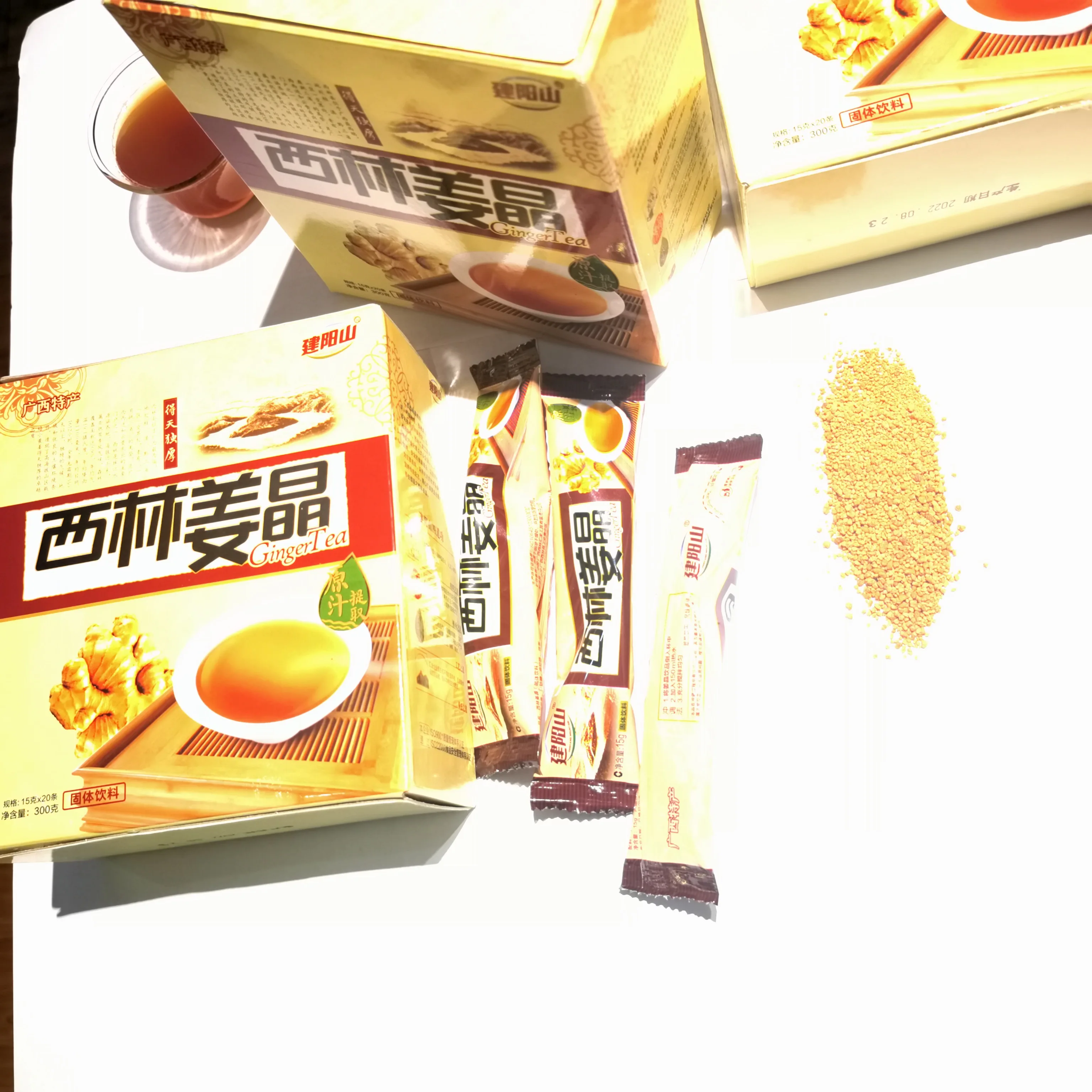 Manufacturers are promoting a ginger crystal tea to remove moisture and strengthen the stomach and spleen Black Tea