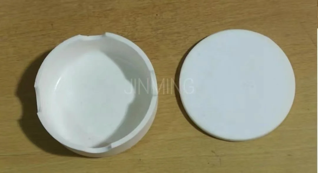 High density good thermal conductivity zirconia sintered crucible dental