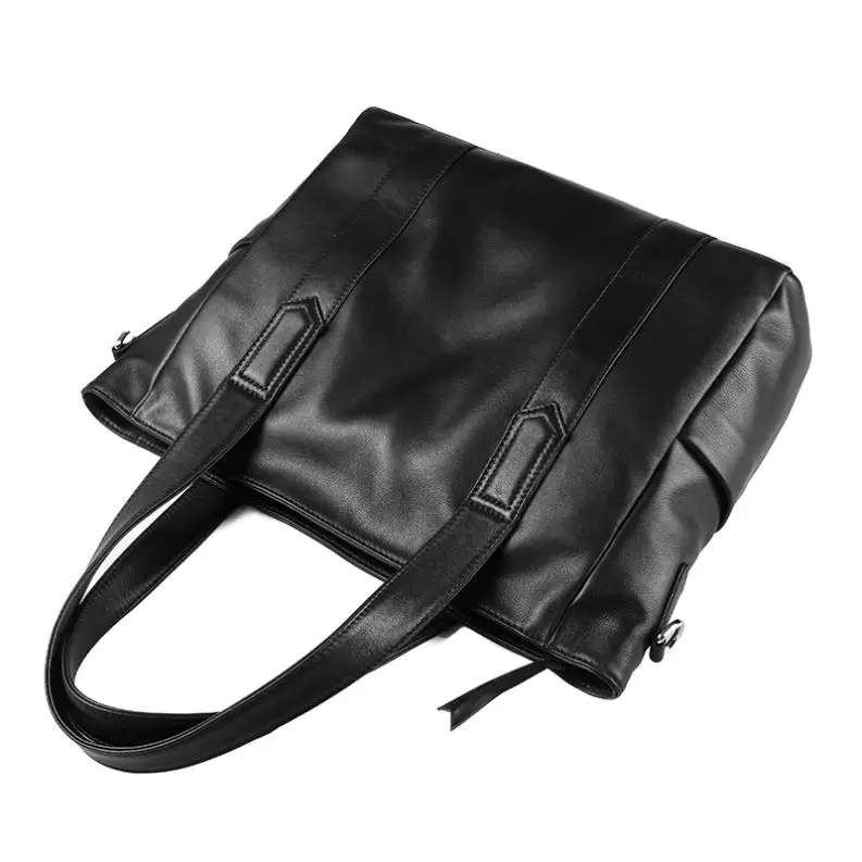 Good Reputation Trending Products Customized Size Cc Design Handbag