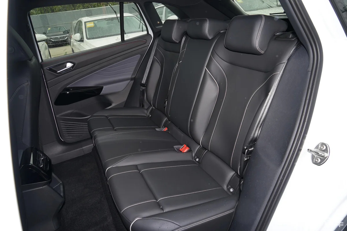 vw id4 volkswagen left hand drive SUV cheap cars new energy vehicles ev cars made in china