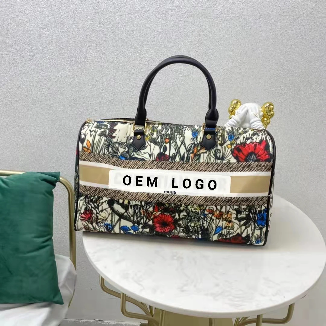 SY 2022 Wholesale and retail stock famous brand handbags letters Painting and flowers printing designer pattern travel bags