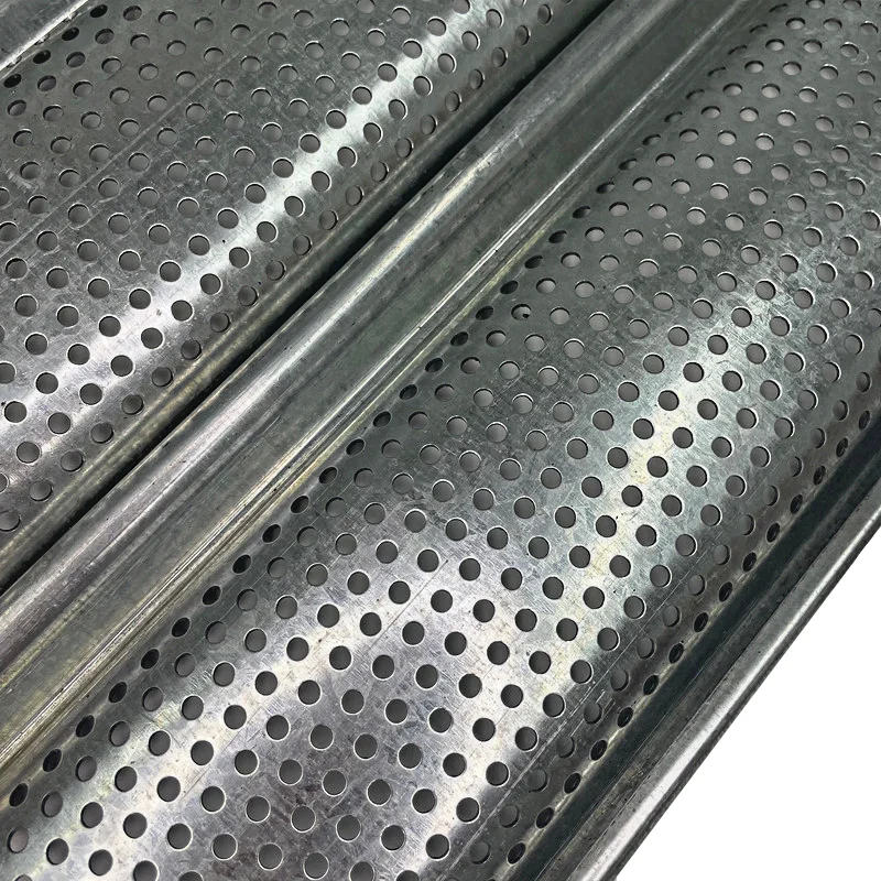 Galvanized Punching Roll Up Gate Grill Roller Shutter Door, Punched Hole Rolling door