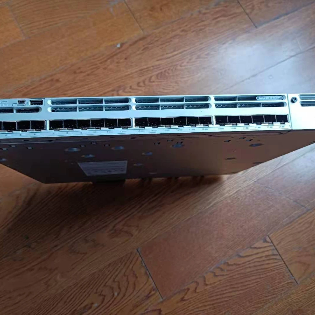 WS-C3850-24XS-S 24 port cis co  SFP+10G 10 Gigabit switch