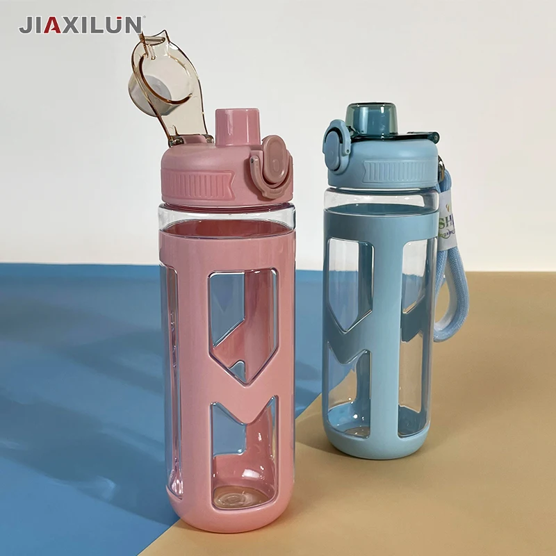 Пластиковая бутылка для воды 700 мл