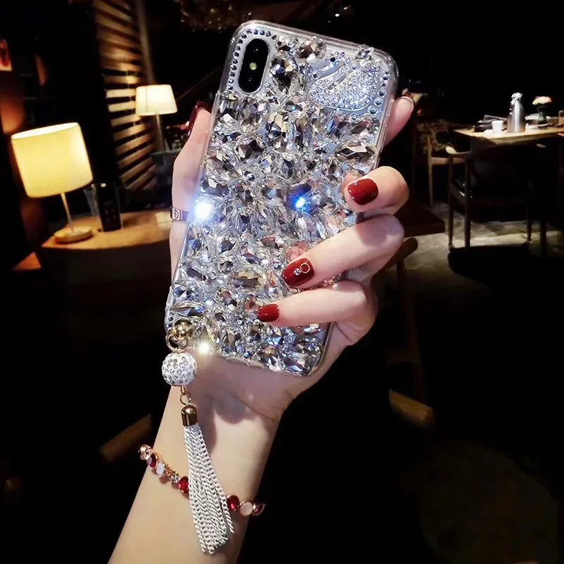 
2021 new arrivals Jewelled Rhinestone Shiny Diamond Soft phone case for iPhone 11 women phone case 