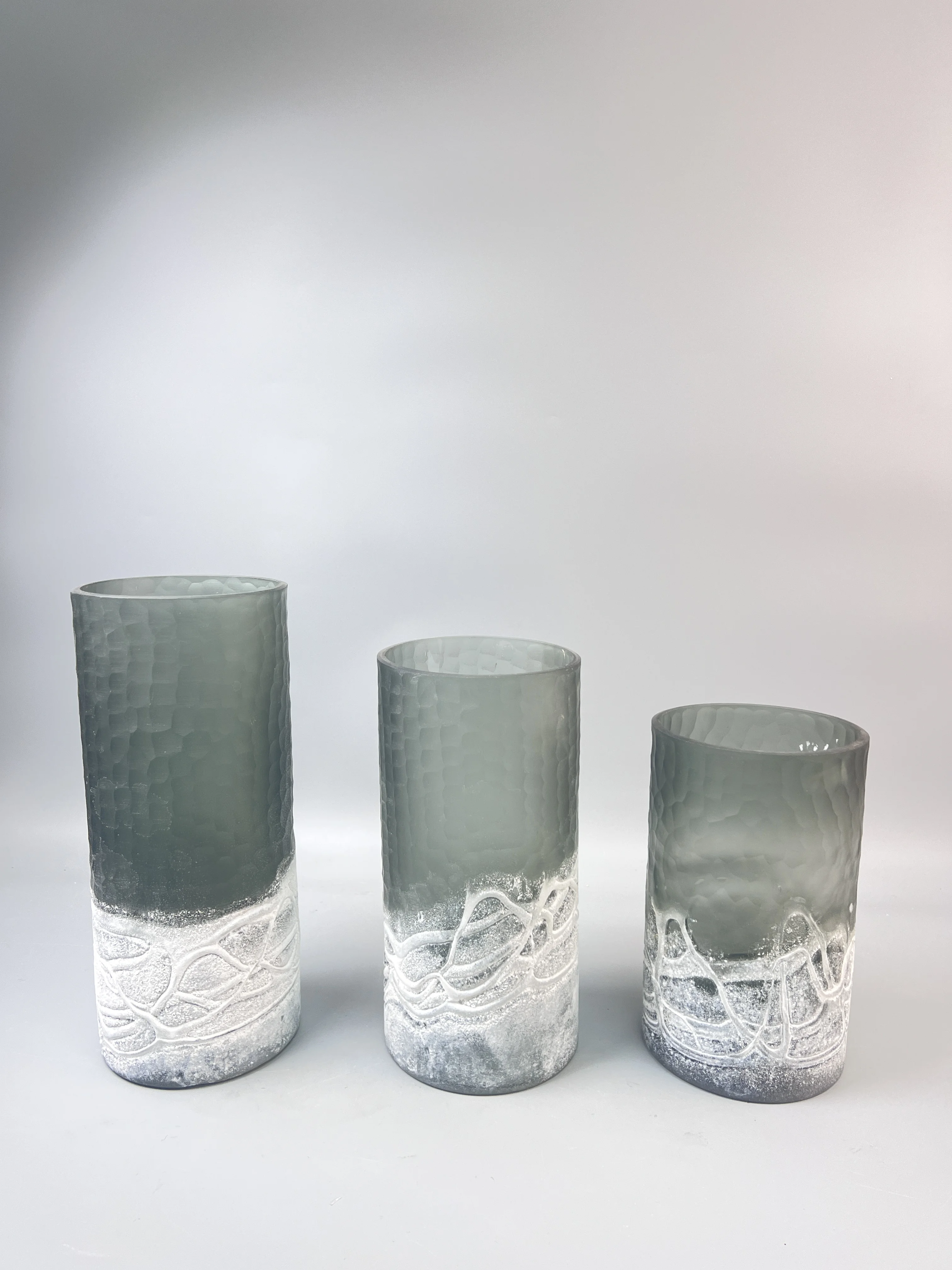 Modern Simple Light Different Size Cylinder Luxury Murano Glass Flower Casting Home Decor Vase For Home Decoration Living Room