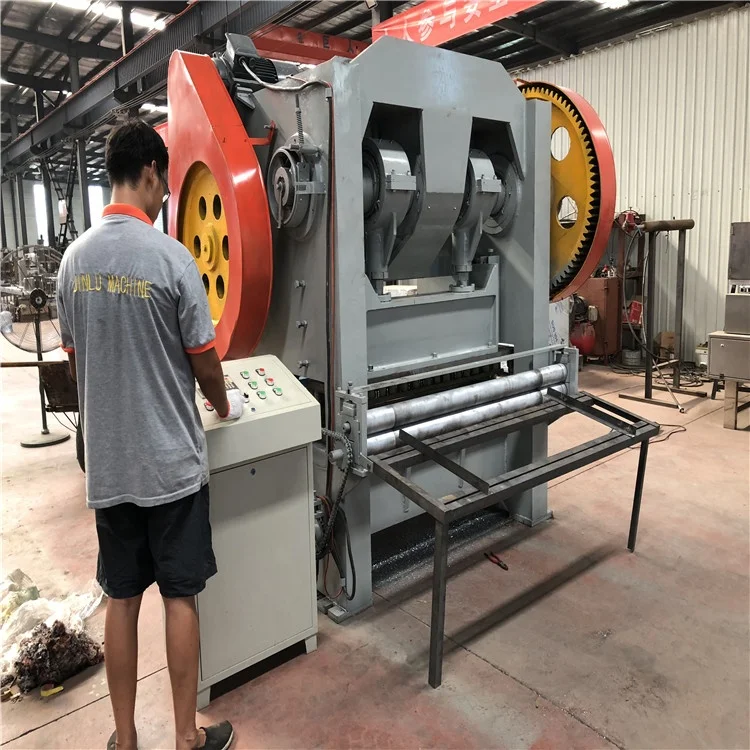 Full automatic digital perforating machine for metal mesh