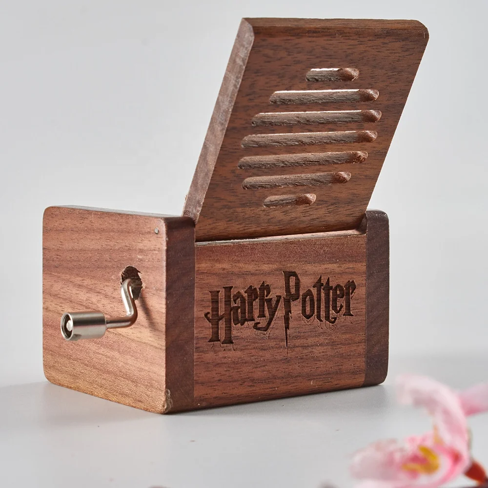 Ever Bright Factory Wholesale Hollow out Harry Movies Potter Wood Hand Crank Music Box For Christmas Gift