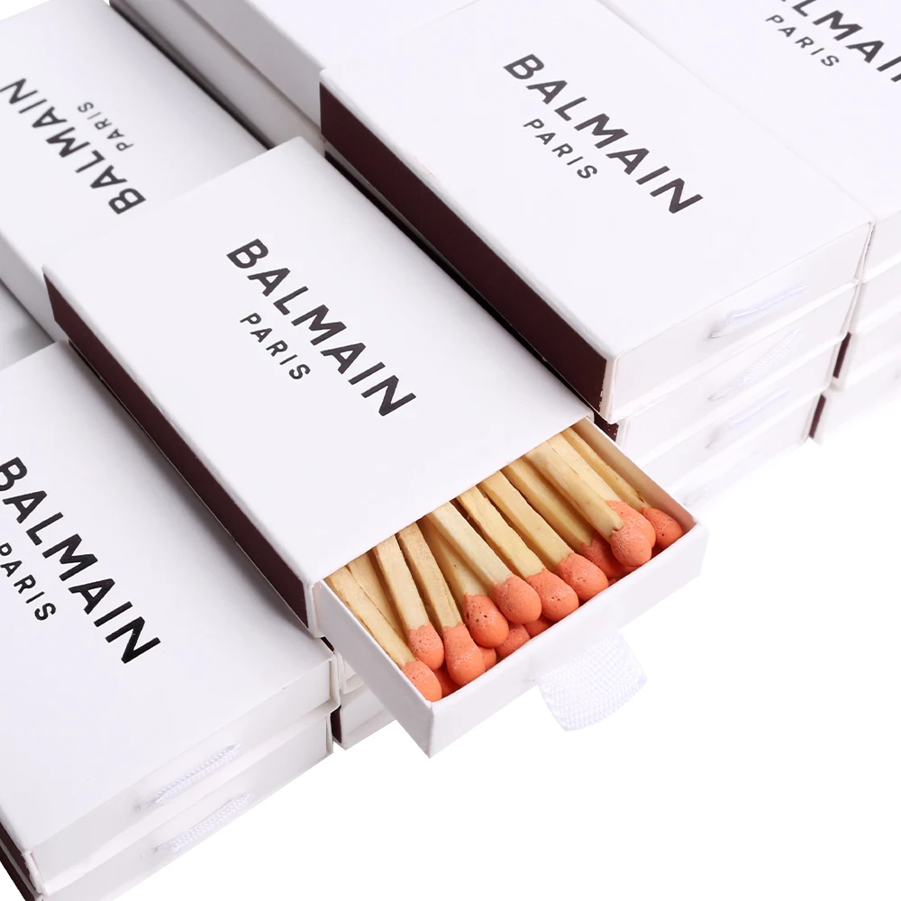 Single Box Black Long Matches with Recyclable Features Gold Foil Stamping Embossing Matt & Glossy Lamination UV Coating