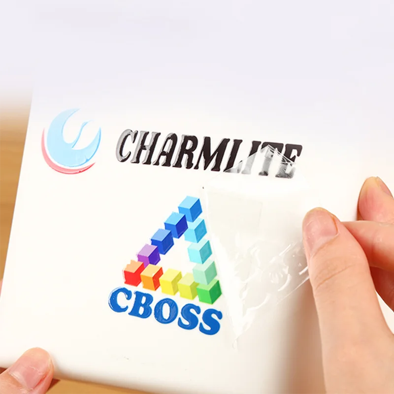 Металлические наклейки с УФ-принтом