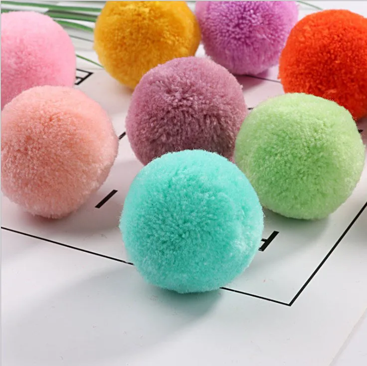 Custom round 1.5cm-8cm woolen pom pom yarn wholesale polyester acrylic wool string pompom sewing accessories decoration crafts