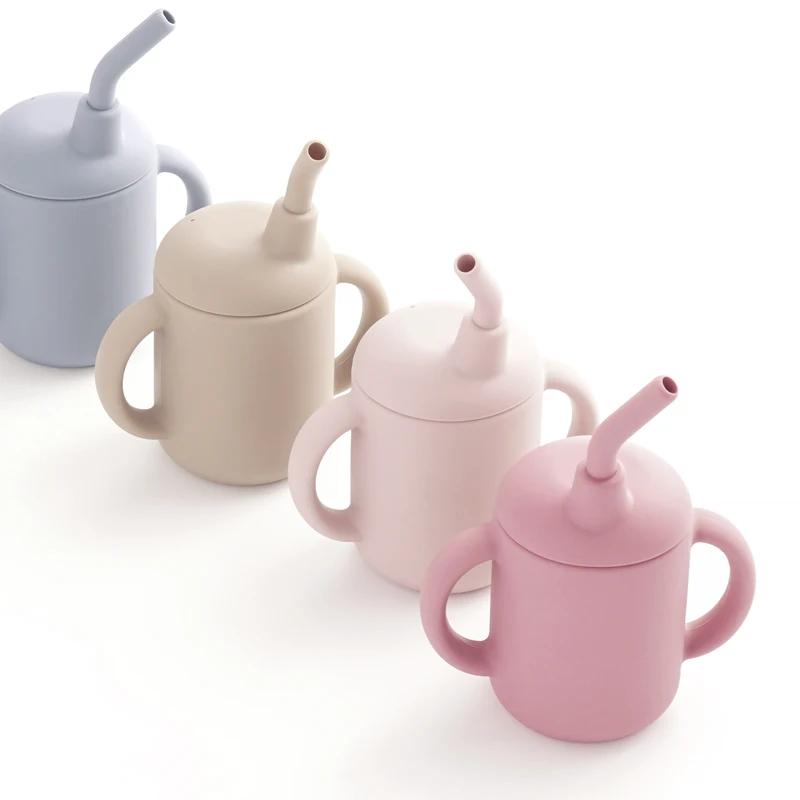 New Durable Silicone Straw Cup High Quality Drinking Bottles New Design Eco-friendly Kids Training Feeding Cups