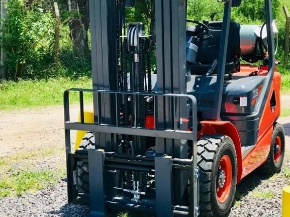 Китай вилочные погрузчики Lonking 2.5ton дизельный вилочный погрузчик LG25glt с запасными частями