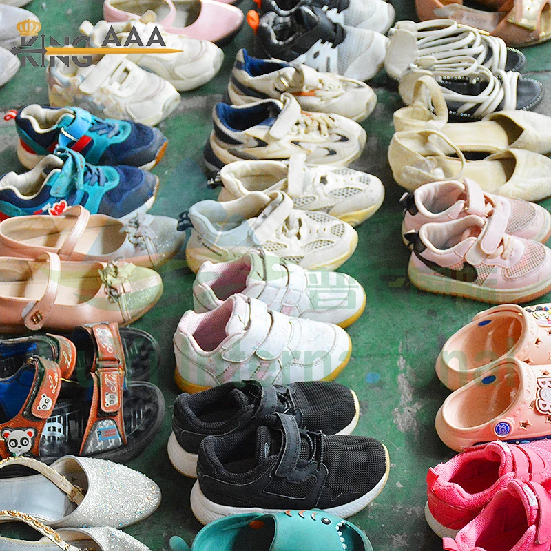 KINGAAA korea used shoes kids branded children shoes uganda second hand shoes bales in bulk for kids
