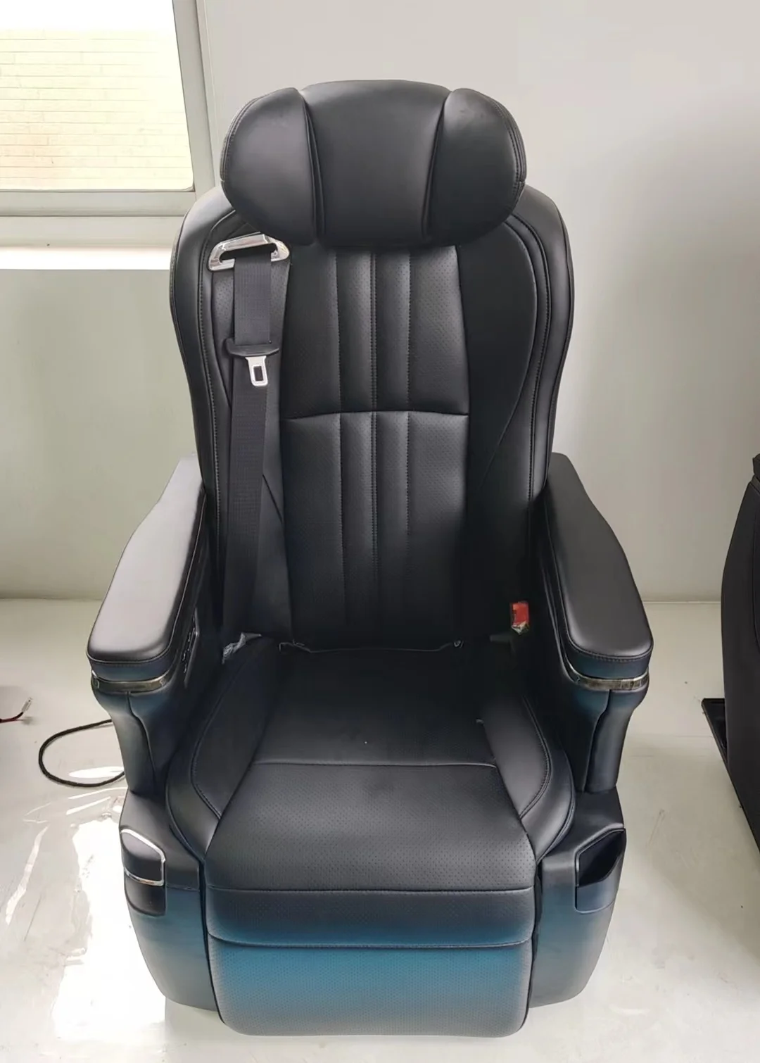 Factory price electric car chair luxury van seat  for MPV /VAN for V250 260 W477 W221