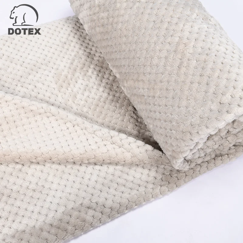 OEKO Certificated High Quality Luxury Faux Fur Reversible Super Soft PV Plush  Blanket