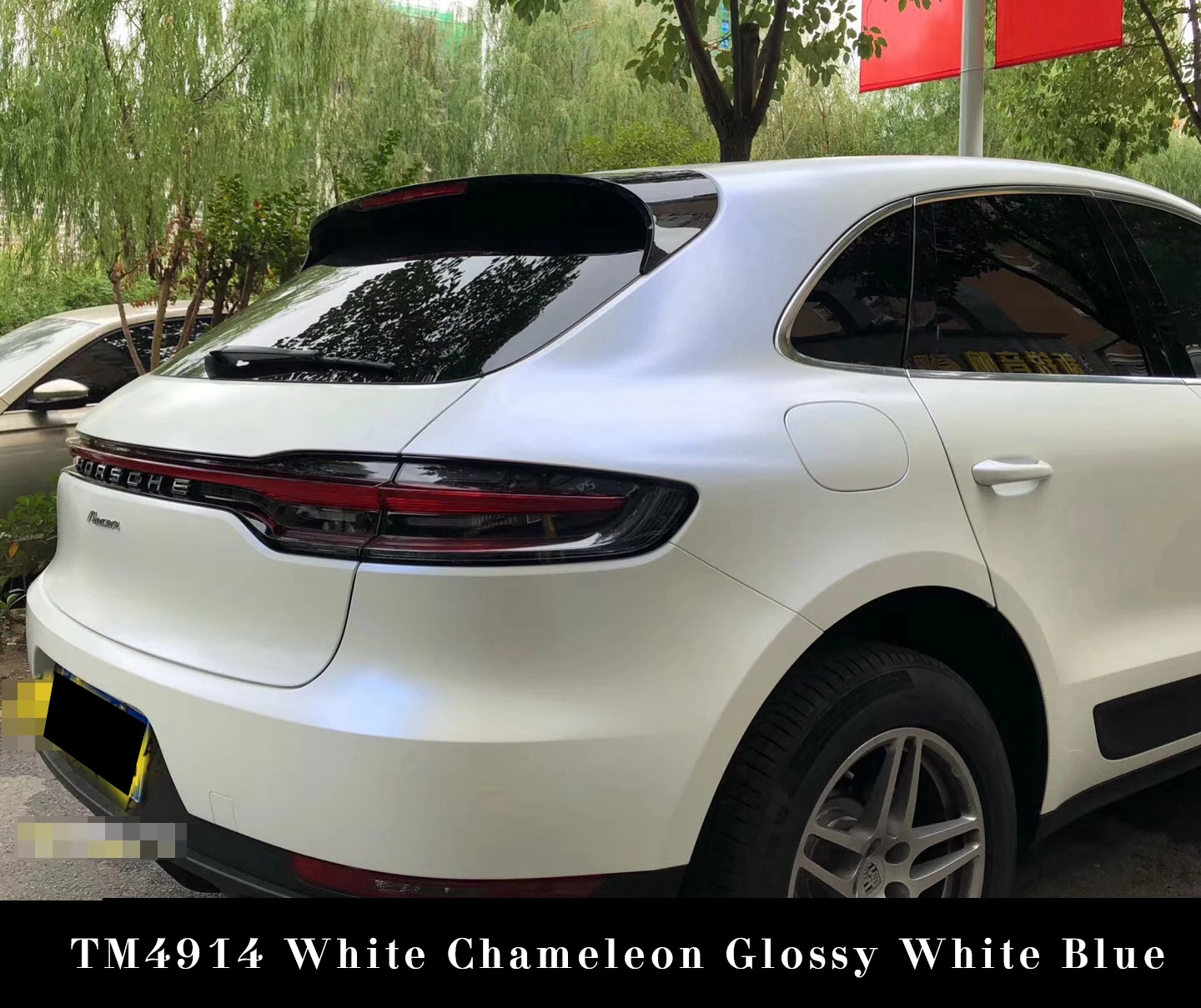 Hot Selling W1.52 x L18m(4.98 x 59ft) Self-adhesive Matte White Blue Ceramic Colour Vinyl Car Wrap Film
