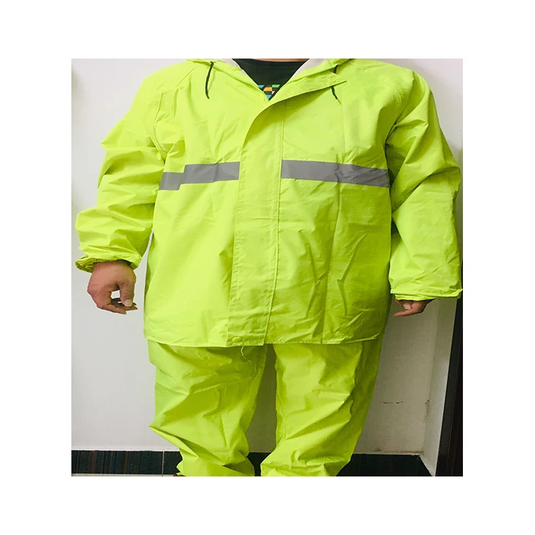 Hot Selling  safety  protection use   oxford clothing  /pvc   with  reflective tape  type  of Working Rain Suit (1600370285586)