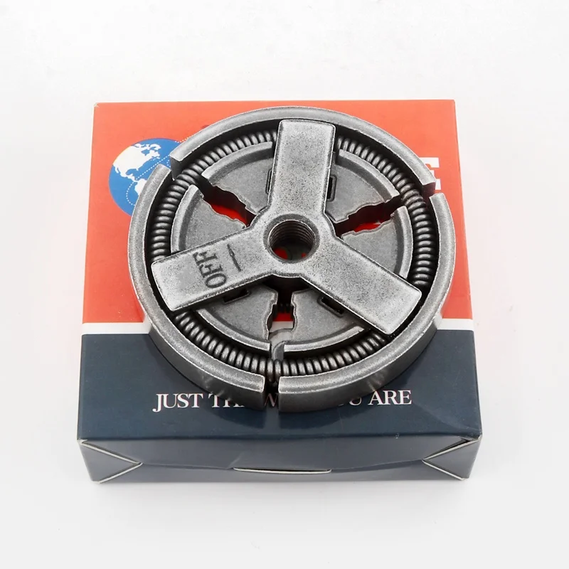 Gasoline Chainsaw Parts Clutch Chainsaw Wood Tree Cutting Assembly Accessories Chainsaw 5200 / 5800 Clutch