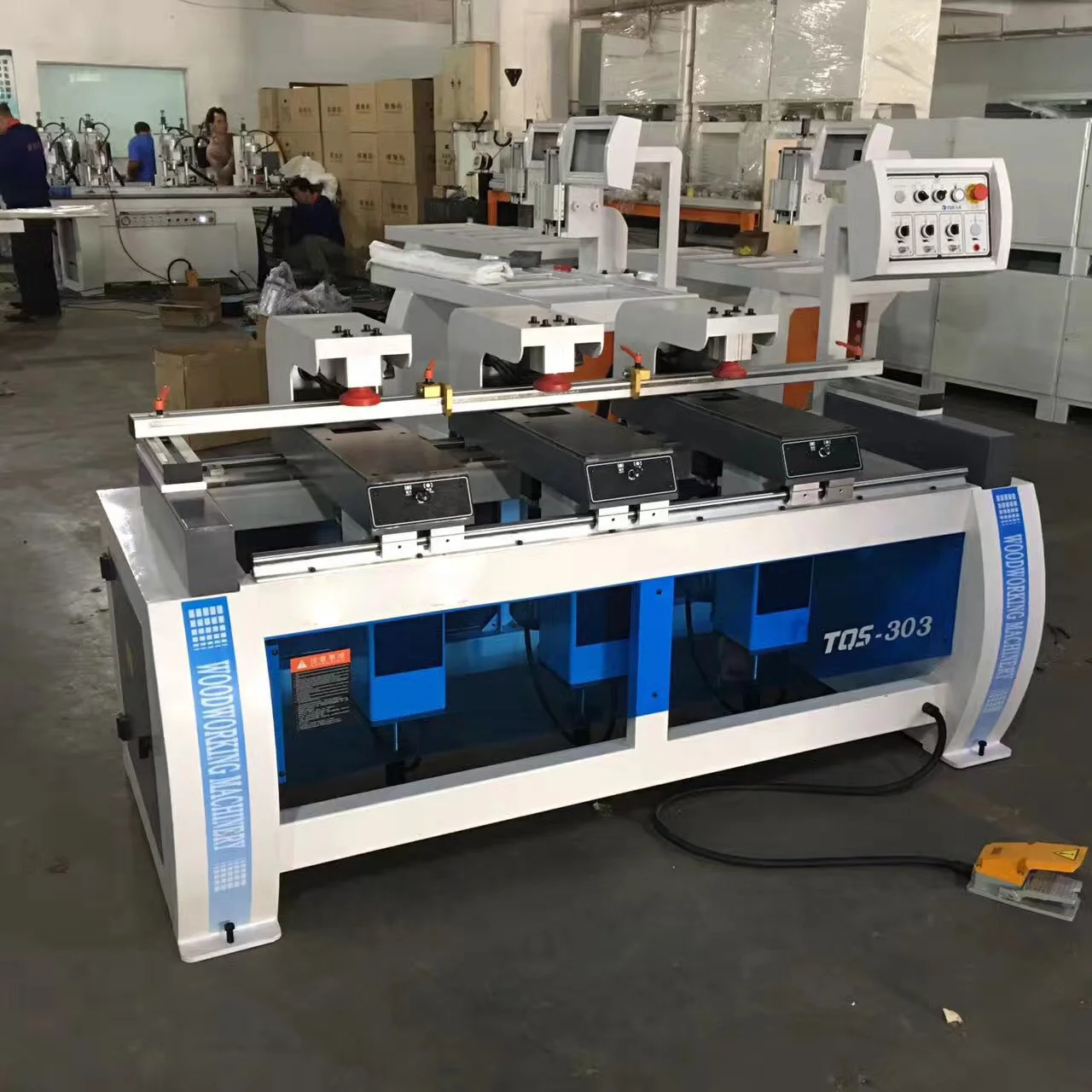 303 Triple horizontal dust-free  (drill down) boring machine hinge drilling machine