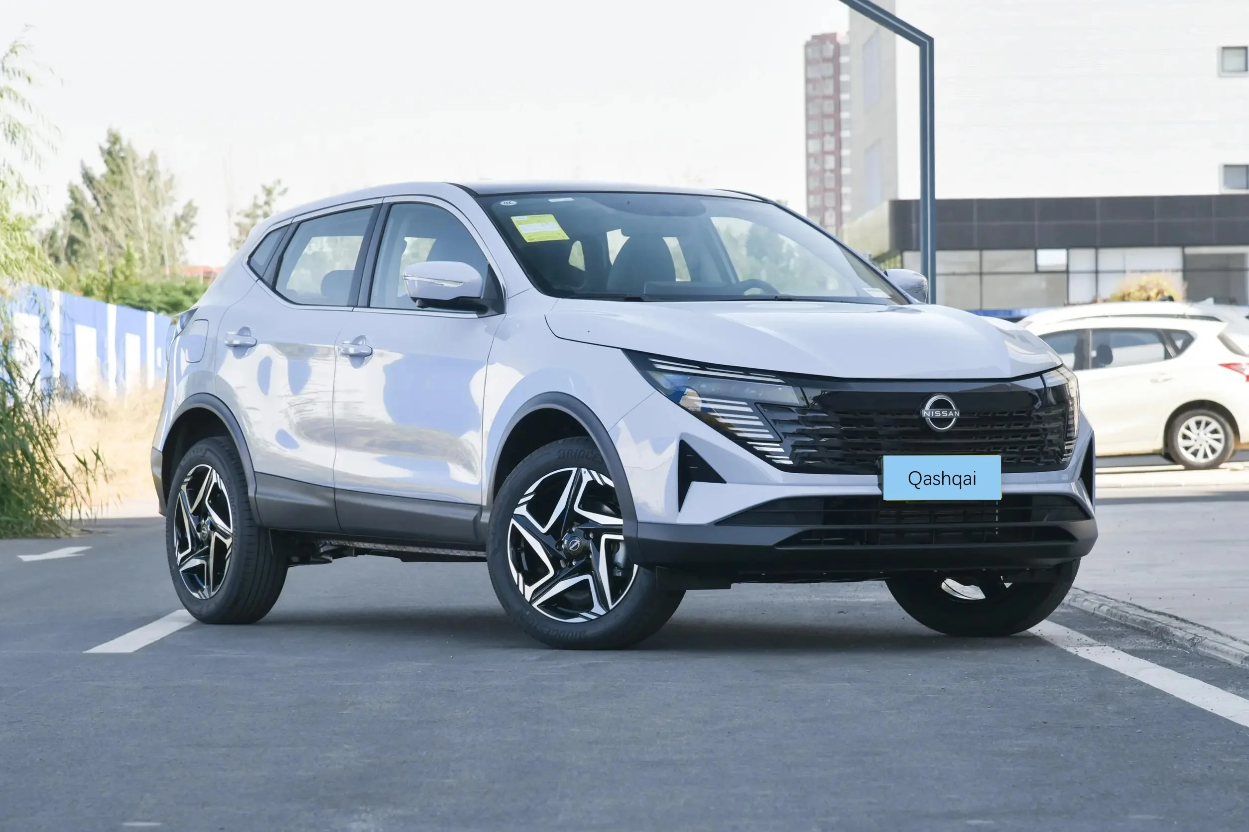 2025 Nissan Qashqai SUV оптовая продажа просторный интерьер внедорожная модель предлагающая специальные подержанные автомобили 0 км