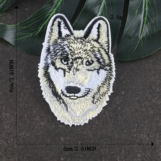 Siberian Husky cartoon chenille clothing accessories towel embroidery patch clothing material mobile phone shell decoration