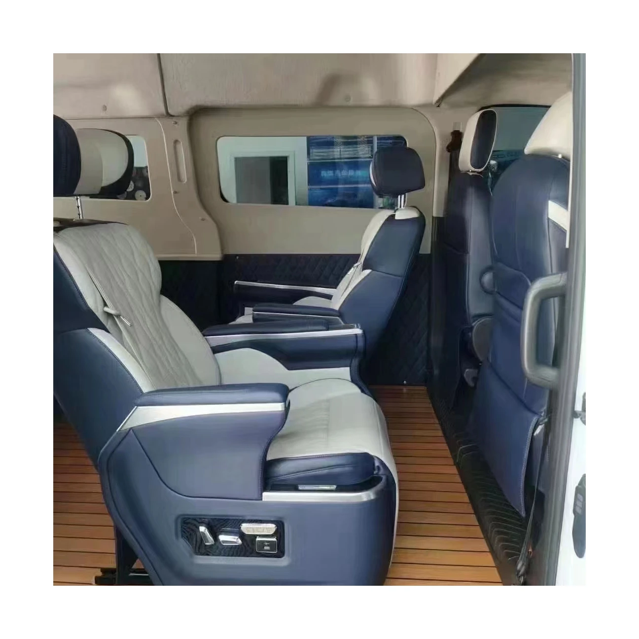 Luxury Design Car Seat Leather Business Car Seat for Alphard/Vellfire/Toyota Sienna