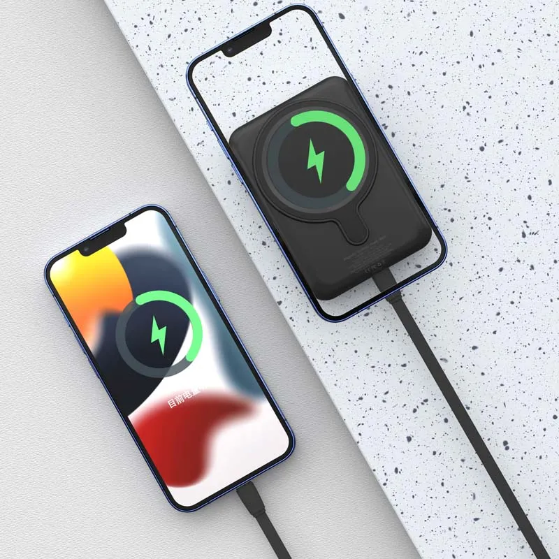 2022 New Trending Little Power Bank Wireless Magnetic Power Bank For iPhone 13 Series Smart Phone