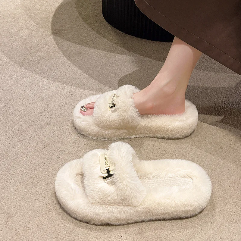 2023 New winter platform plus furry slide slippers large size home outdoor fur slippers women Wholesale