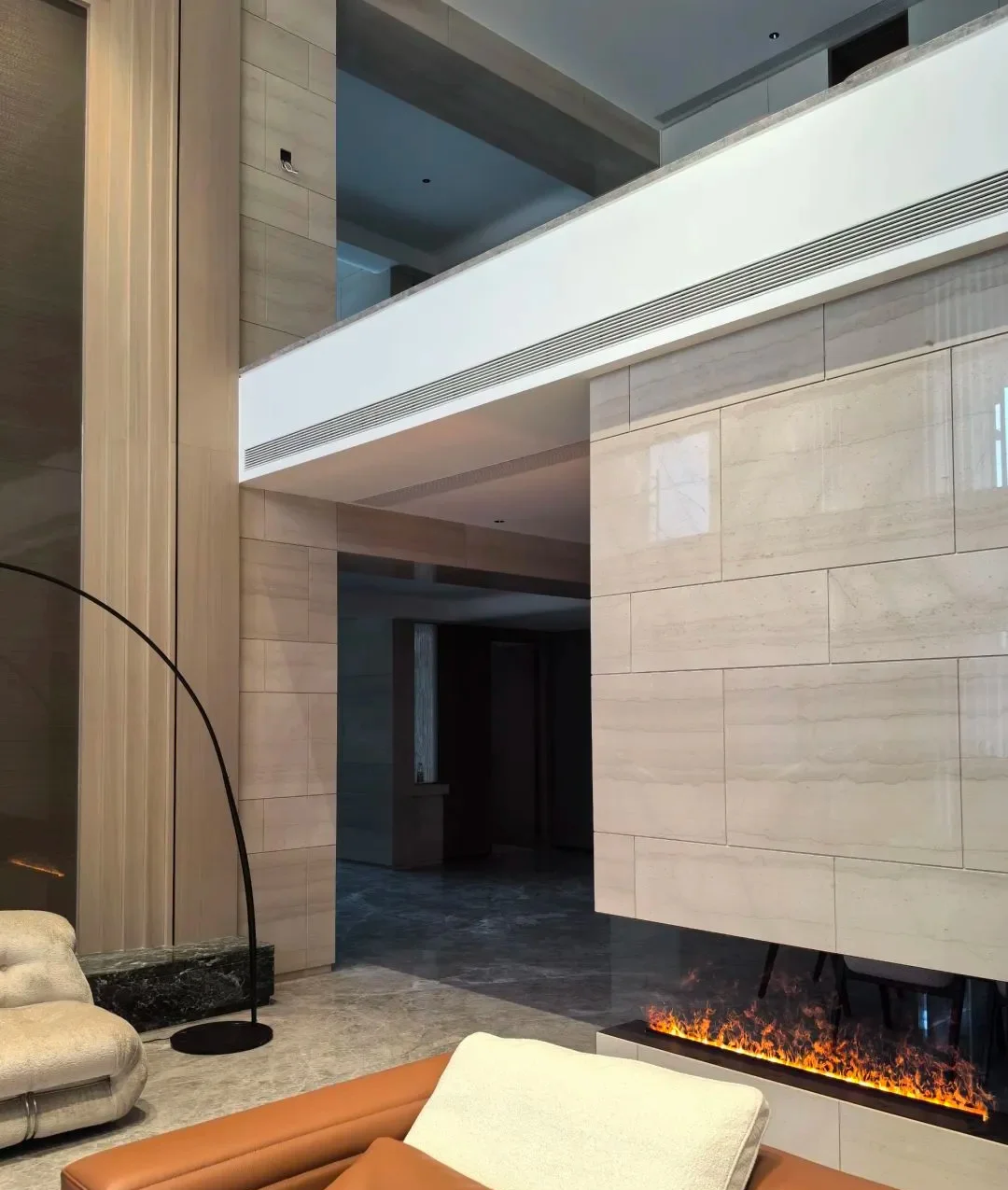 Smart home decor water mist electric fireplace heater indoor tabletop fire pit 3D atomizing fireplace decorations