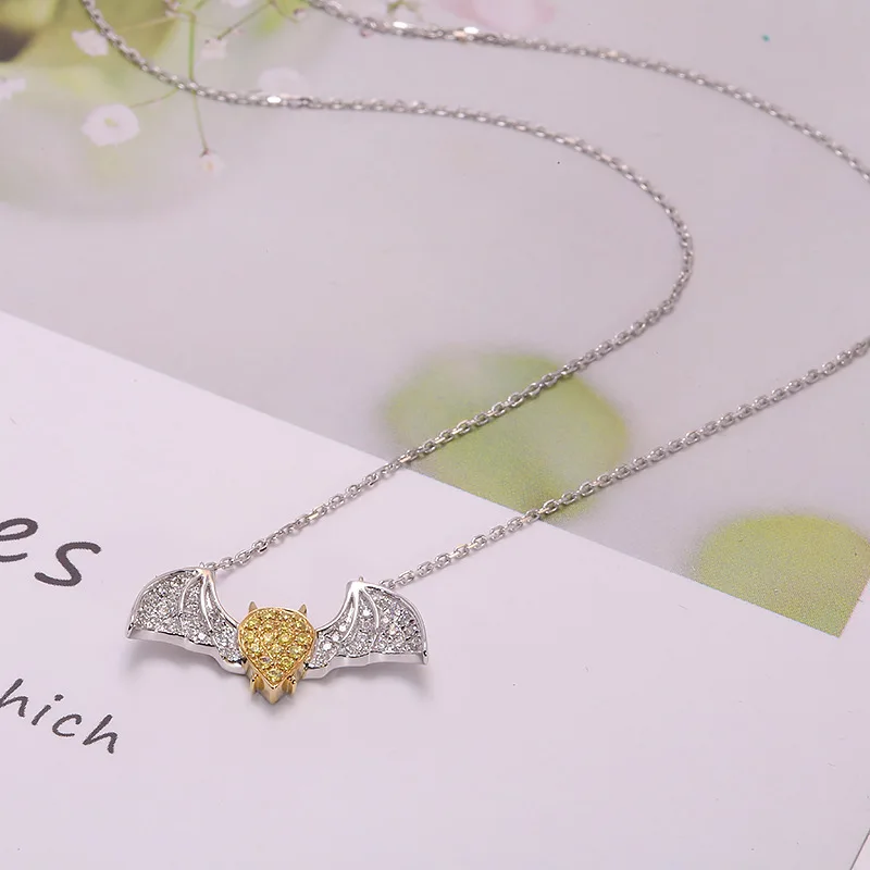 18k Real Gold Jewelry Pawnable Natural Yellow Diamond and White Diamond Bat Pendant Best Friend Necklaces